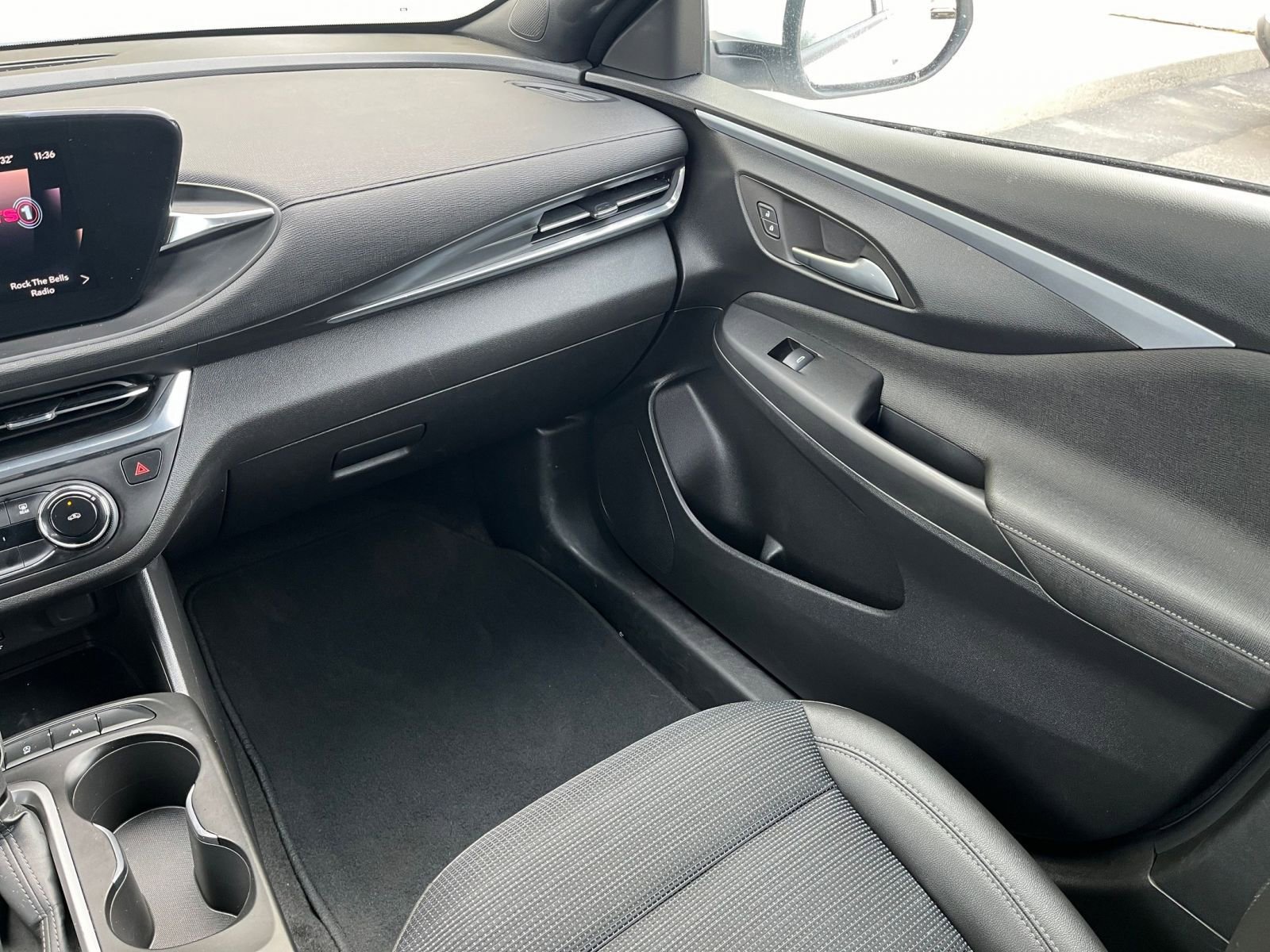 Thumbnail: 2025 Buick Envista - 32