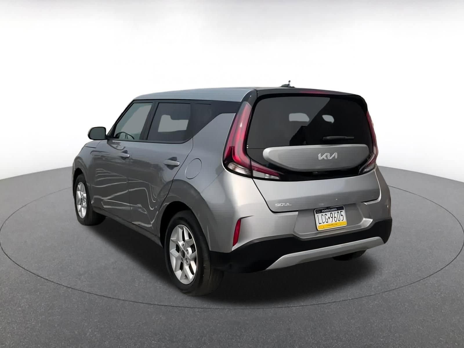 Thumbnail: 2023 Kia Soul - 9
