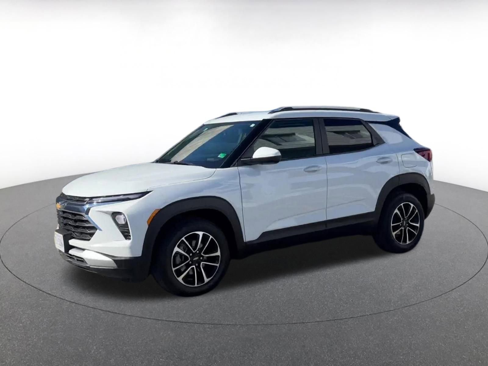 Thumbnail: 2025 Chevrolet TrailBlazer - 8