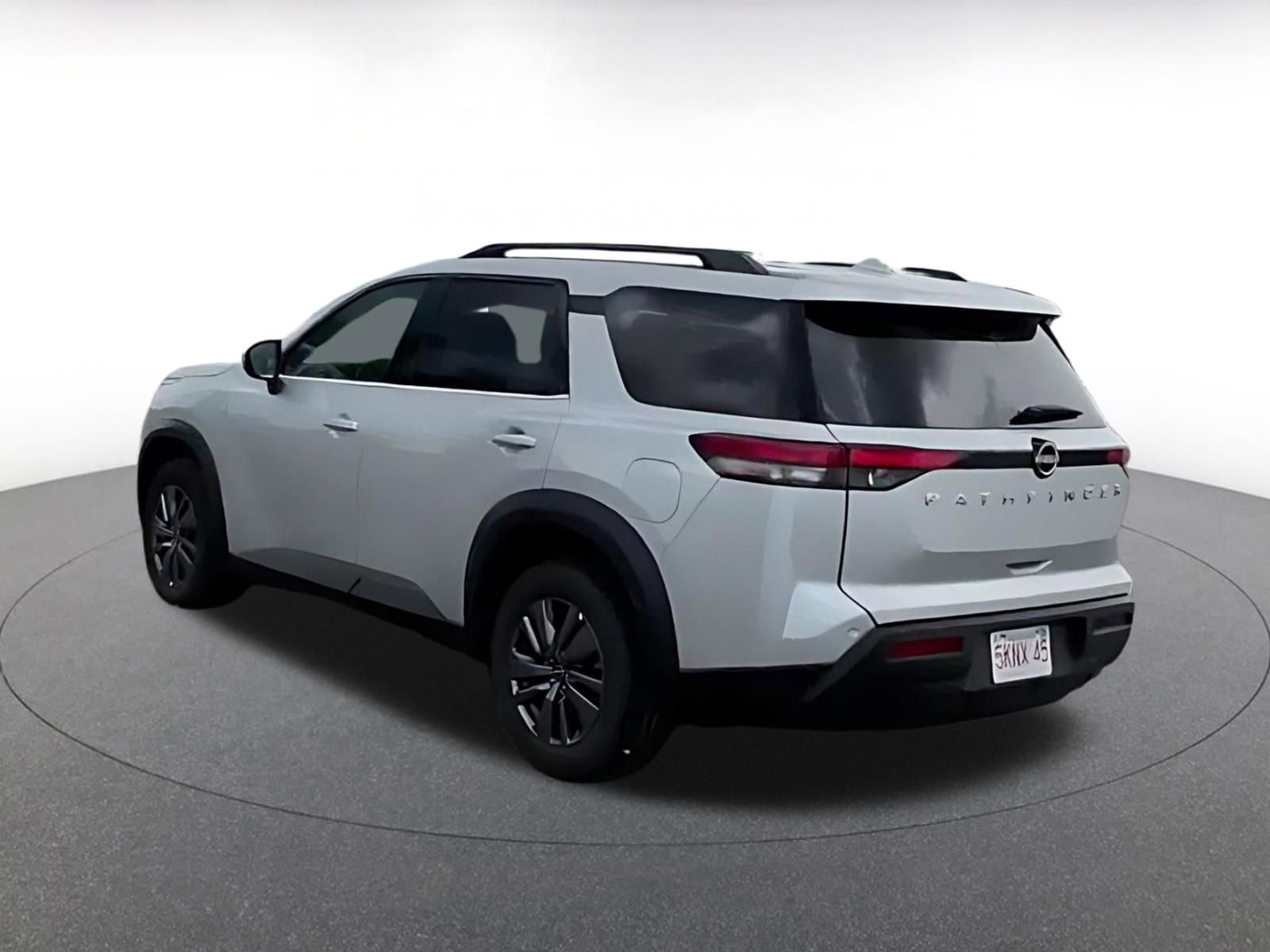 Thumbnail: 2025 Nissan Pathfinder - 9