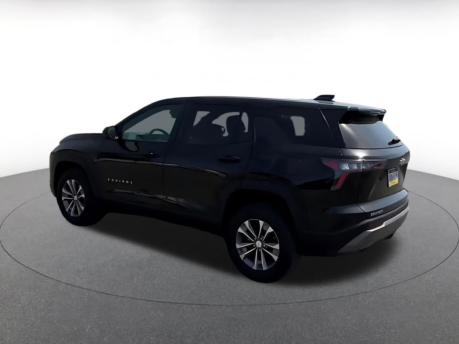 Thumbnail: 2025 Chevrolet Equinox - 10