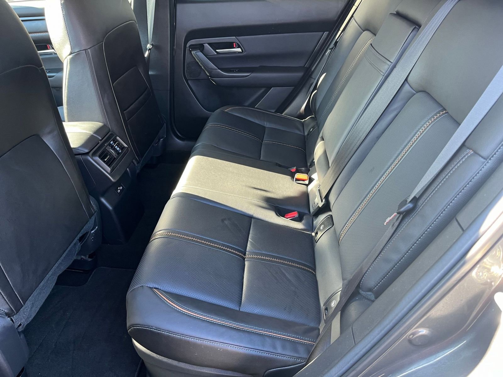 Thumbnail: 2025 Mazda CX-50 - 27