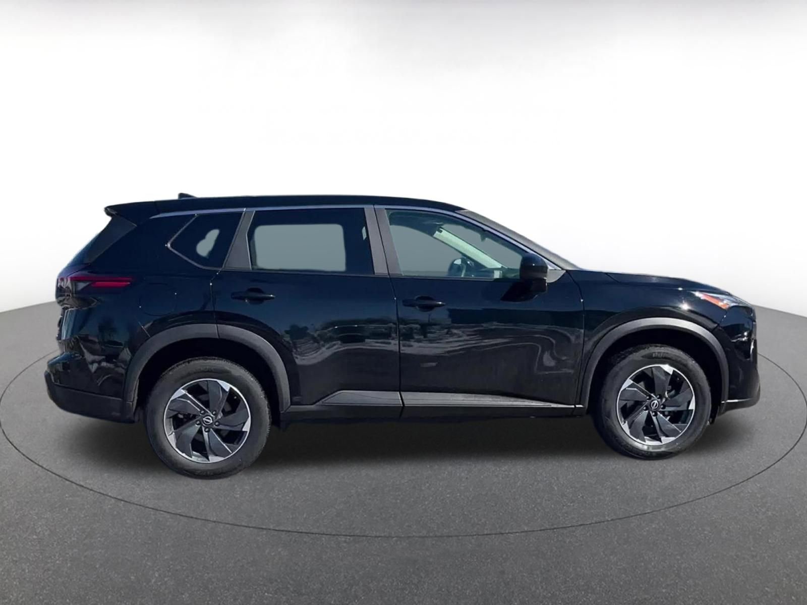 Thumbnail: 2025 Nissan Rogue - 15