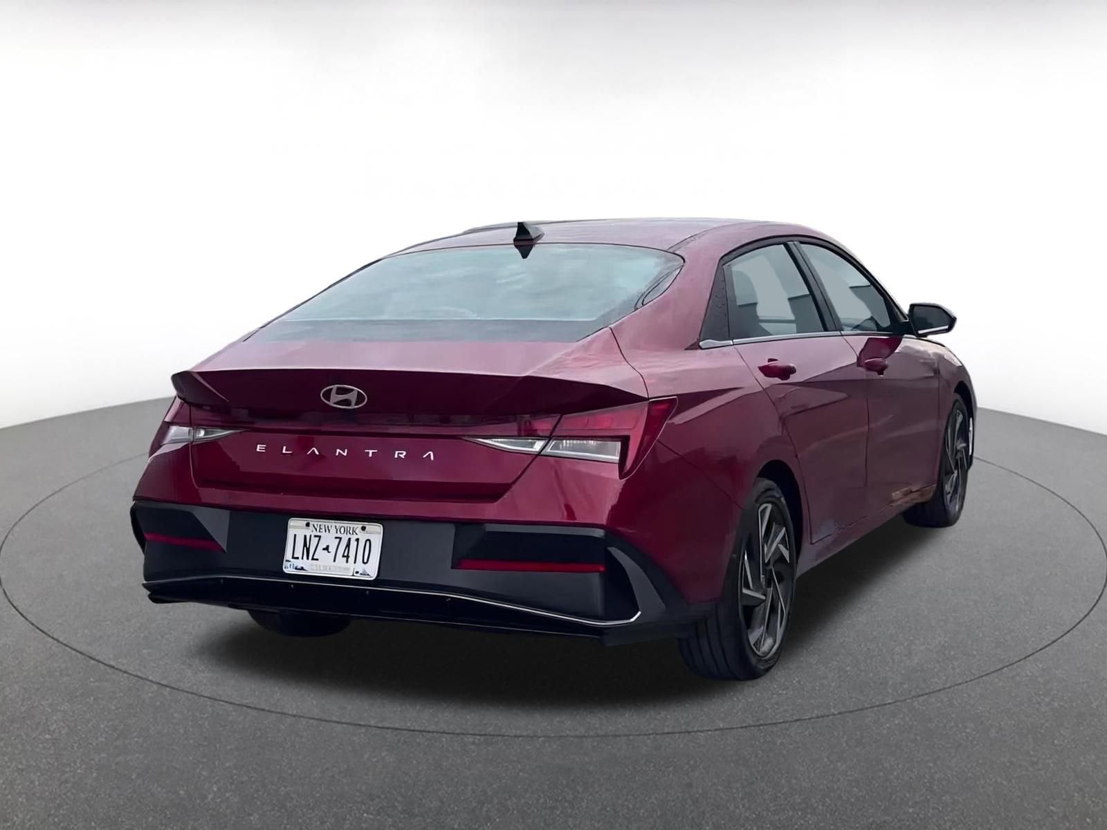 Thumbnail: 2025 Hyundai Elantra - 14