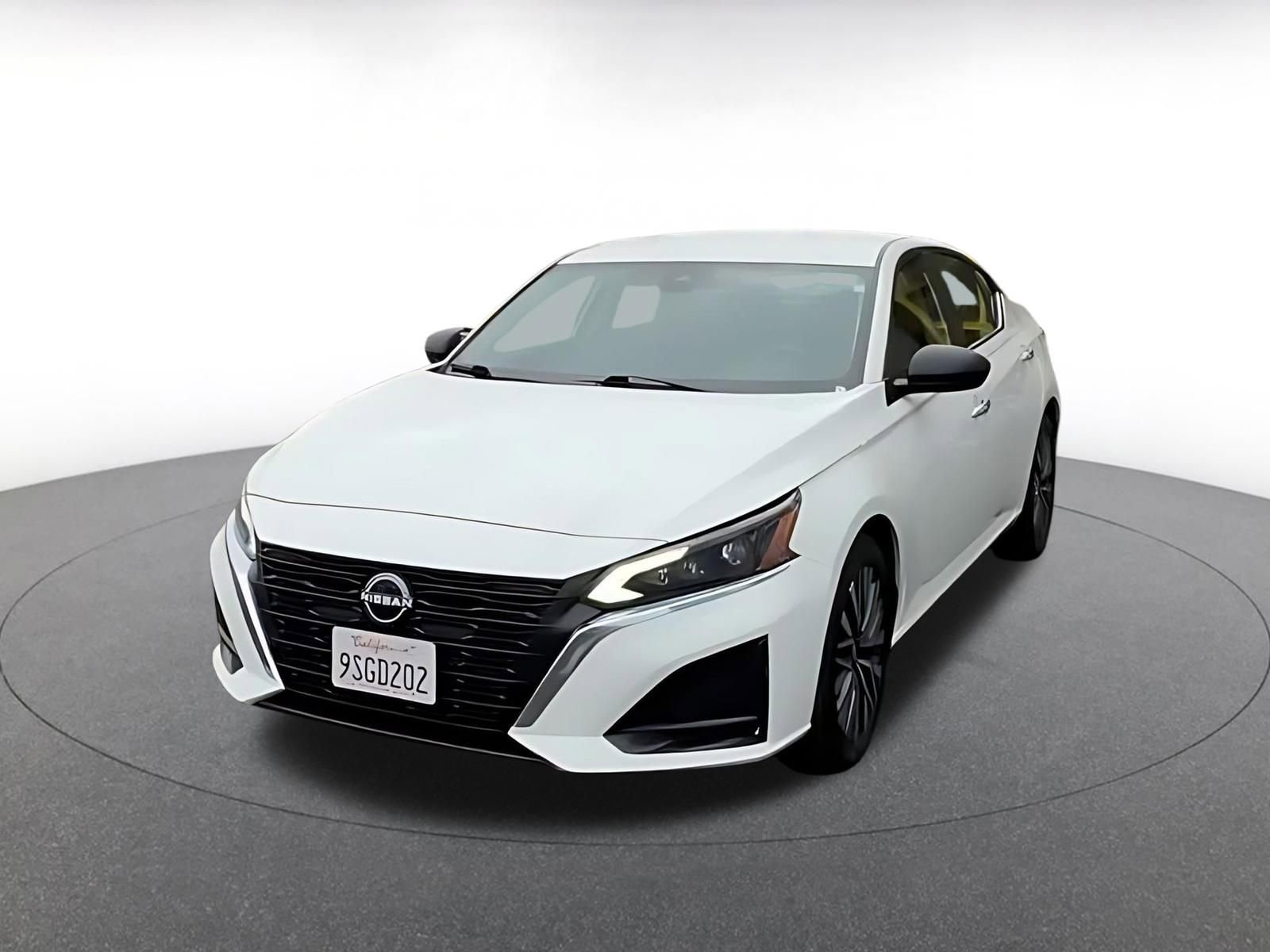 Thumbnail: 2025 Nissan Altima - 7