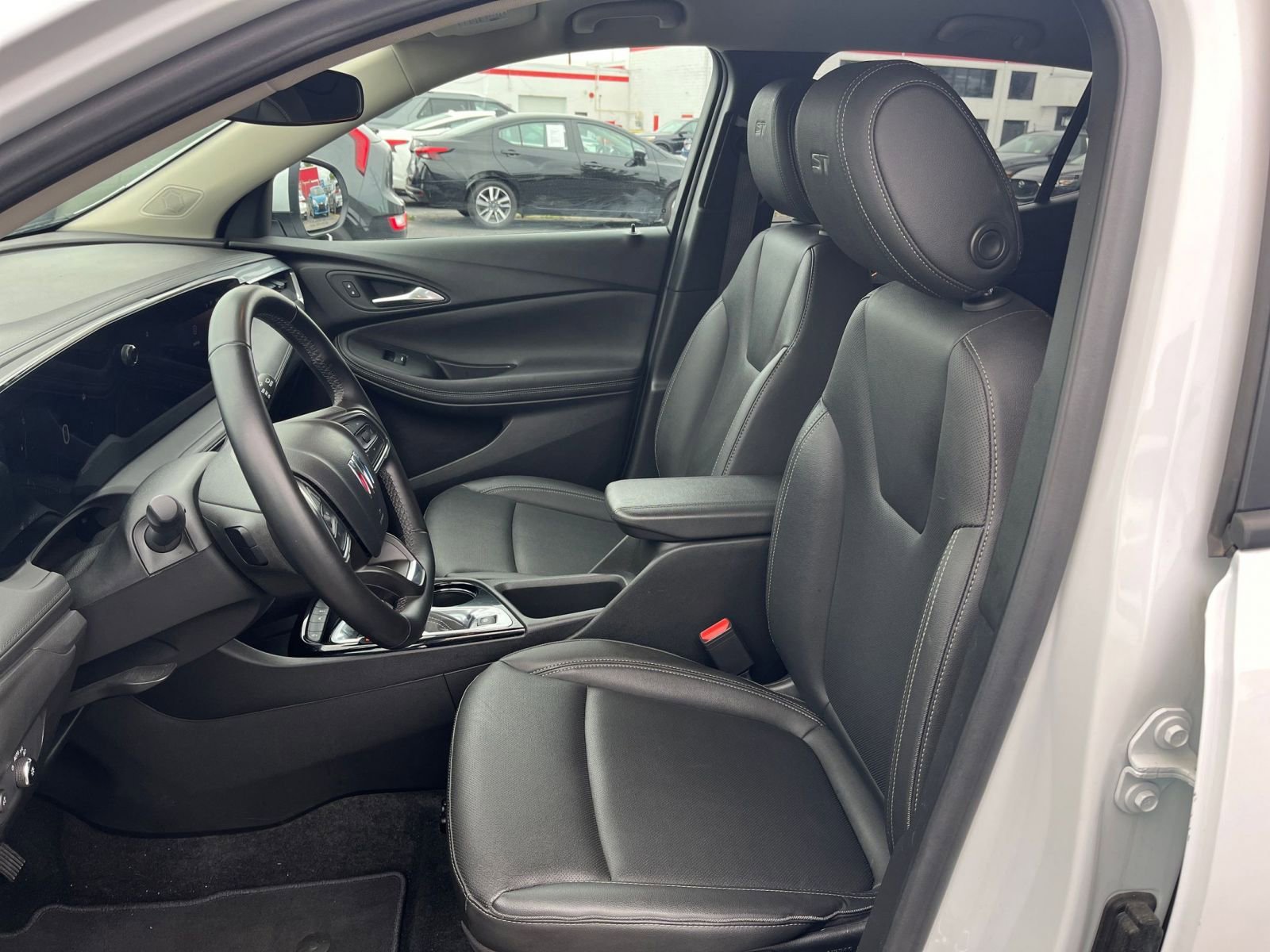 Thumbnail: 2024 Buick Encore GX - 23