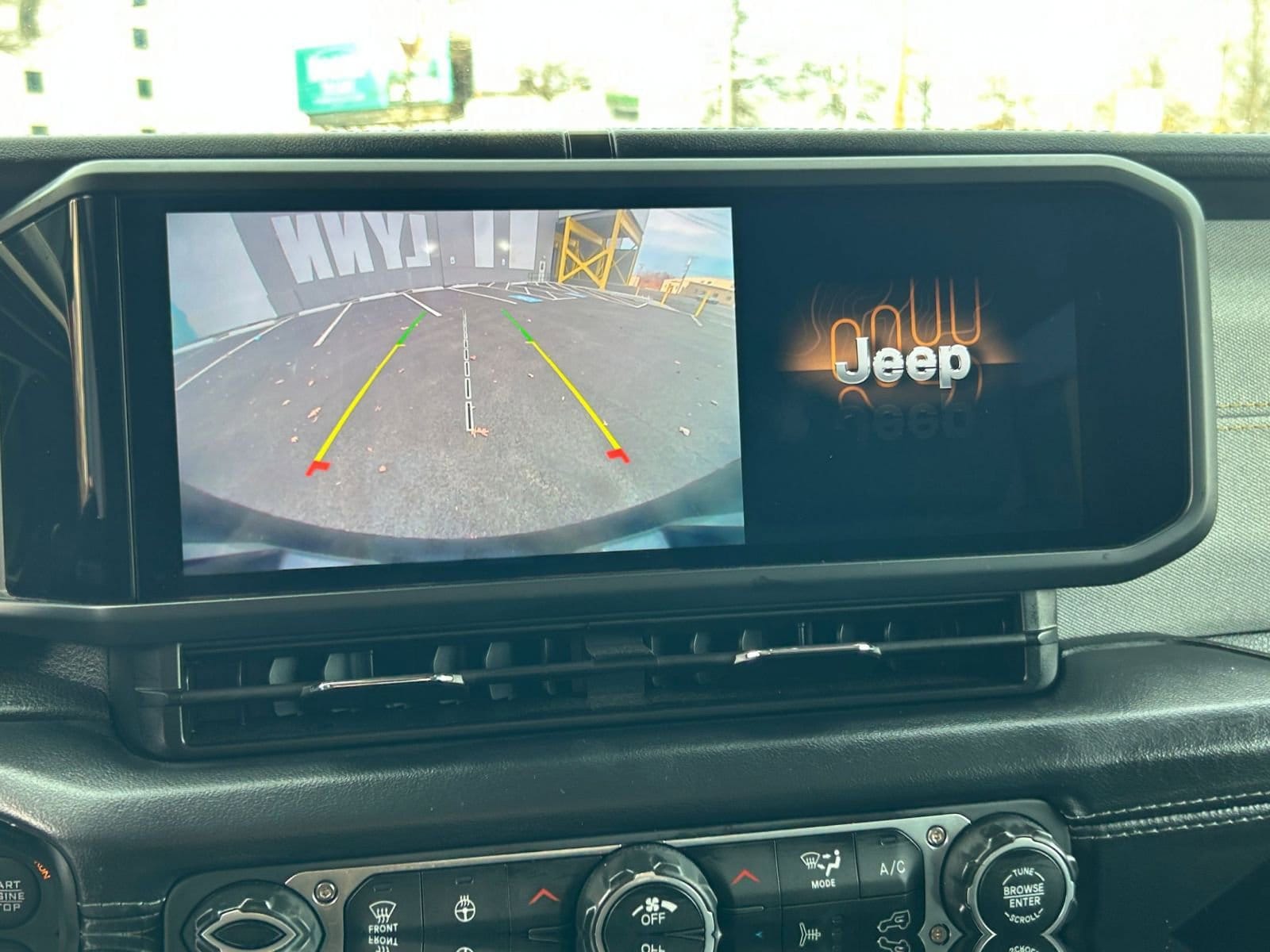 Thumbnail: 2025 Jeep Wrangler - 24