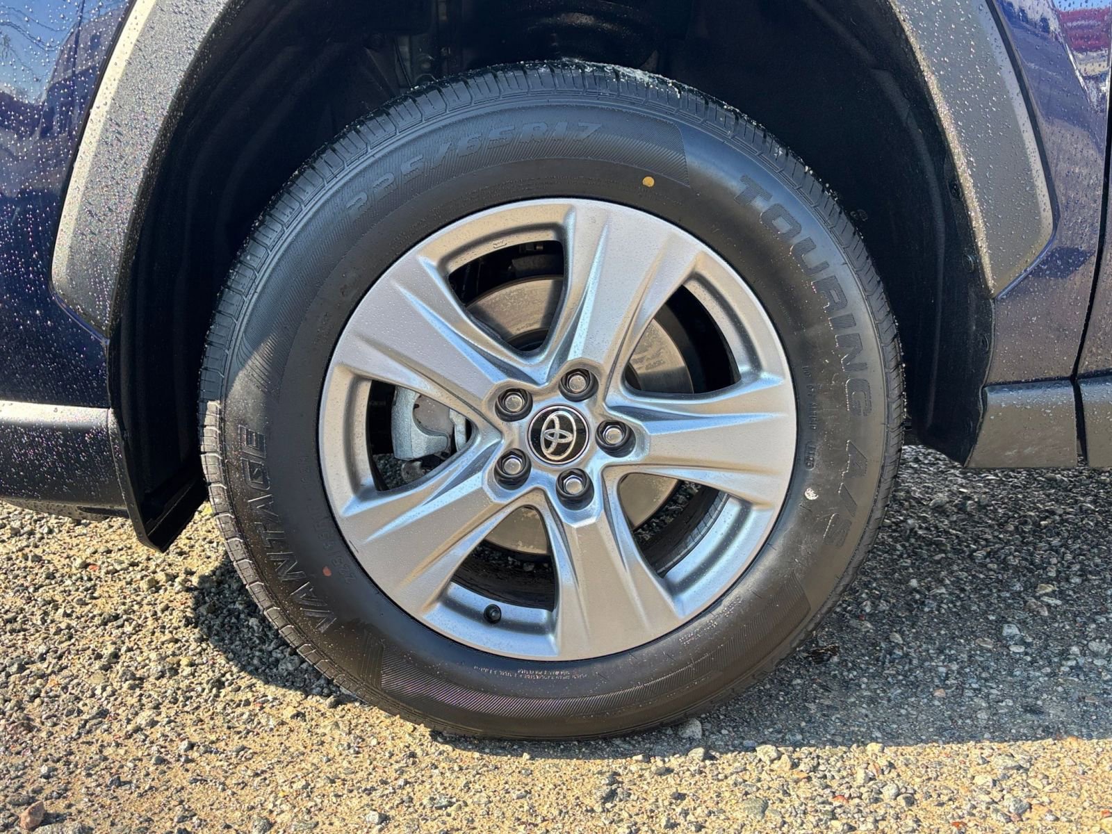 Thumbnail: 2025 Toyota RAV4 - 27