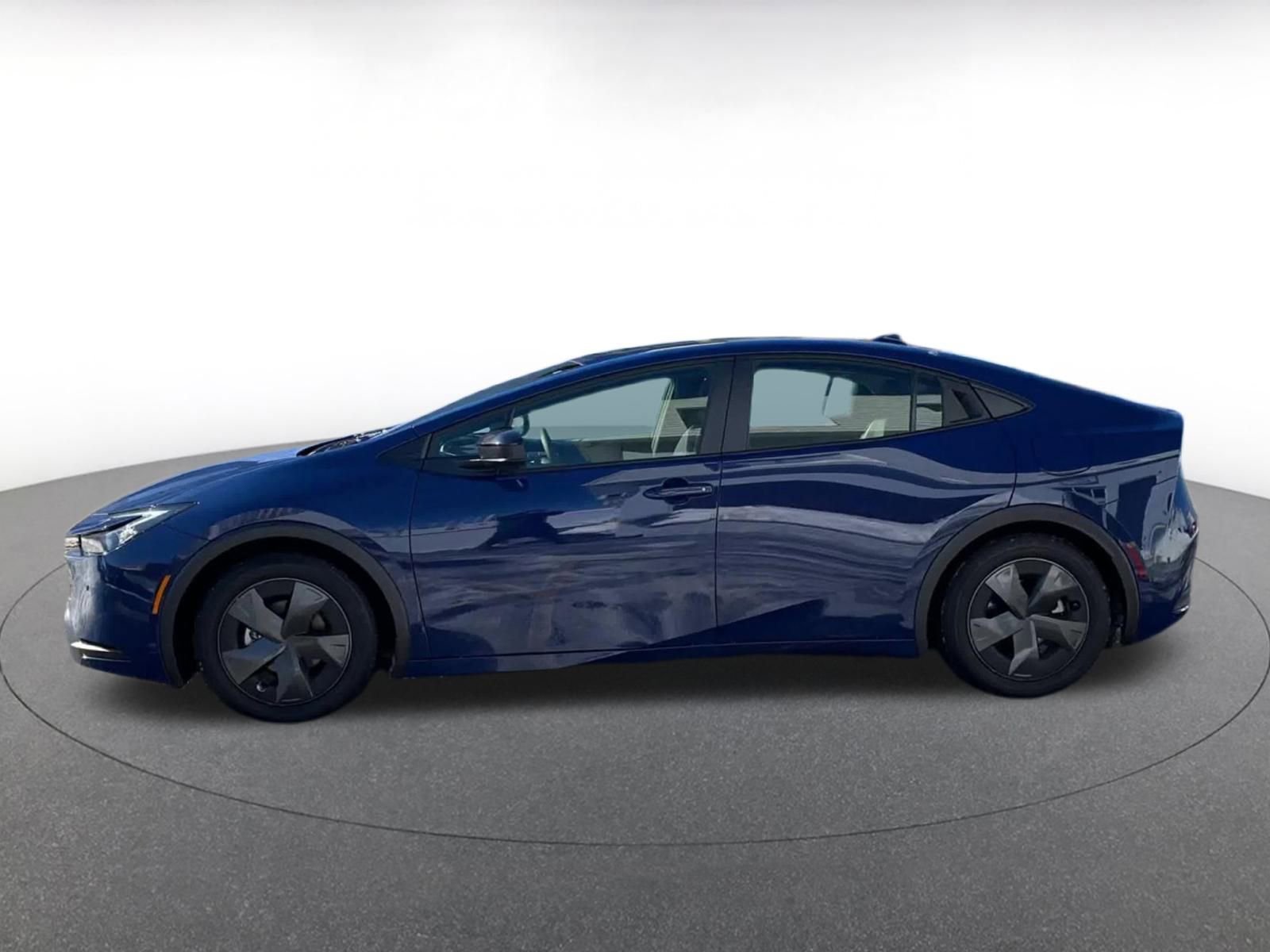 Thumbnail: 2025 Toyota Prius - 8