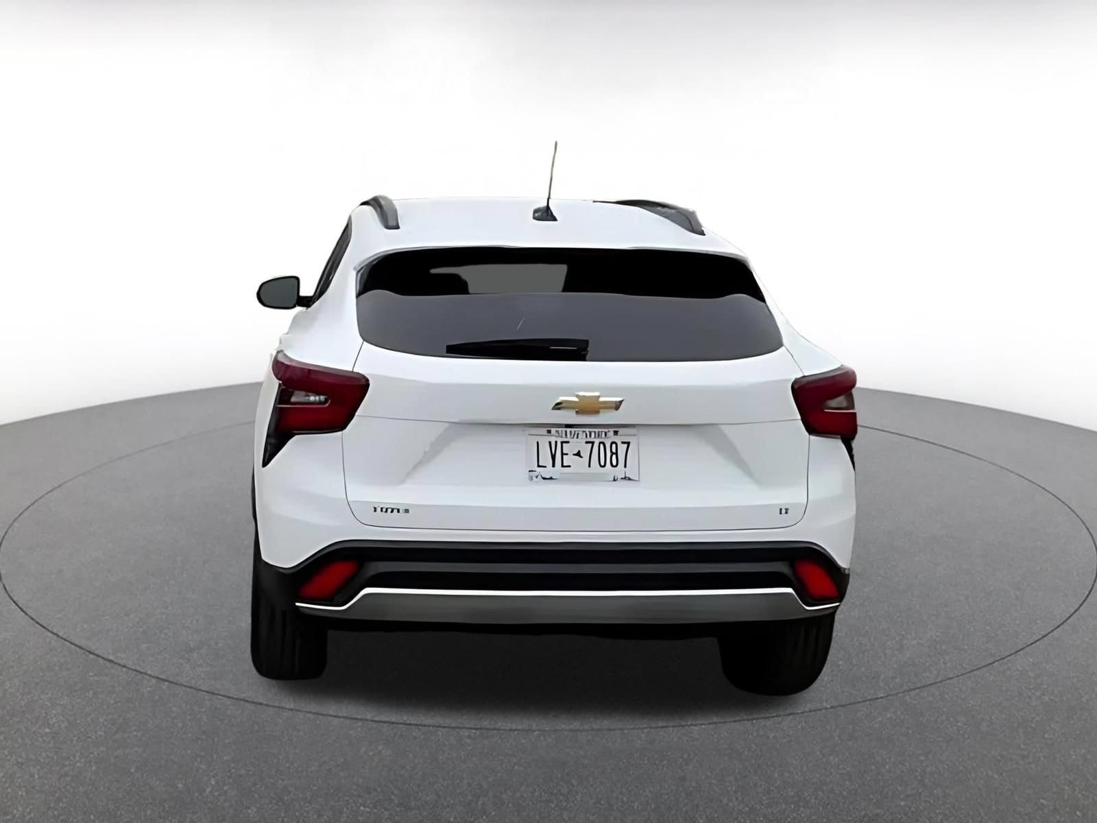 Thumbnail: 2025 Chevrolet Trax - 12