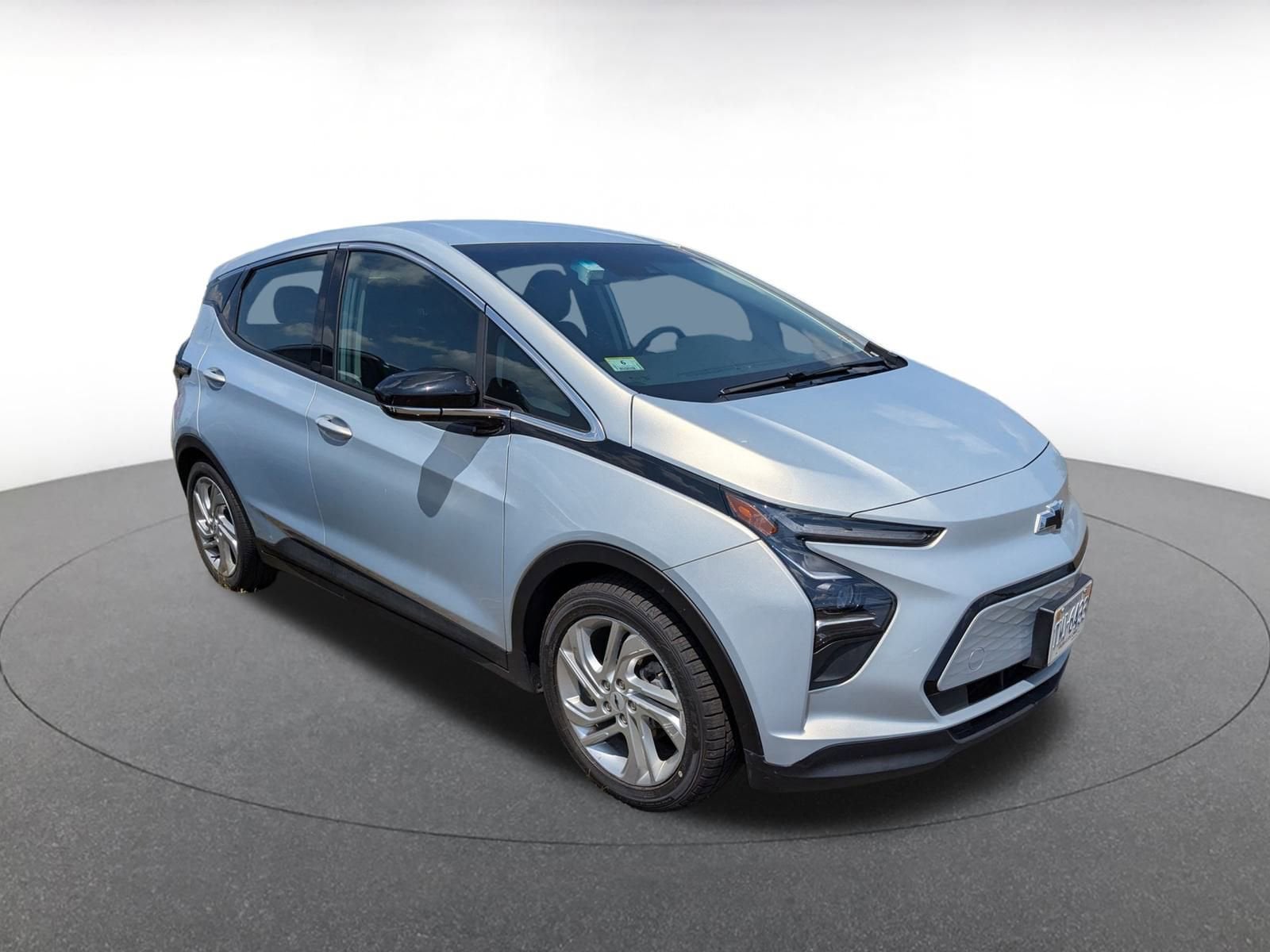 Thumbnail: 2023 Chevrolet Bolt EV - 1