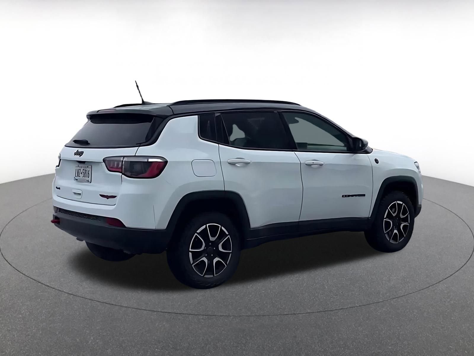 Thumbnail: 2025 Jeep Compass - 14