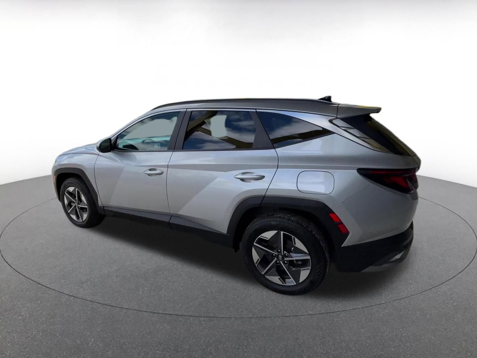 Thumbnail: 2025 Hyundai Tucson - 10
