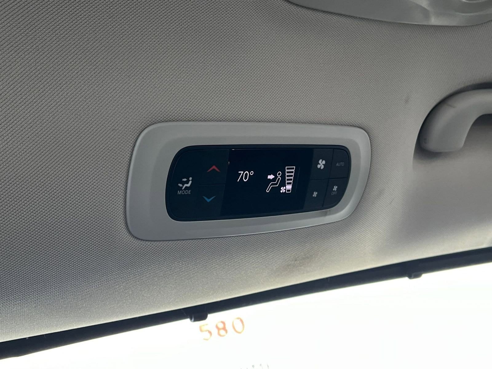 Thumbnail: 2024 Chrysler Pacifica - 17