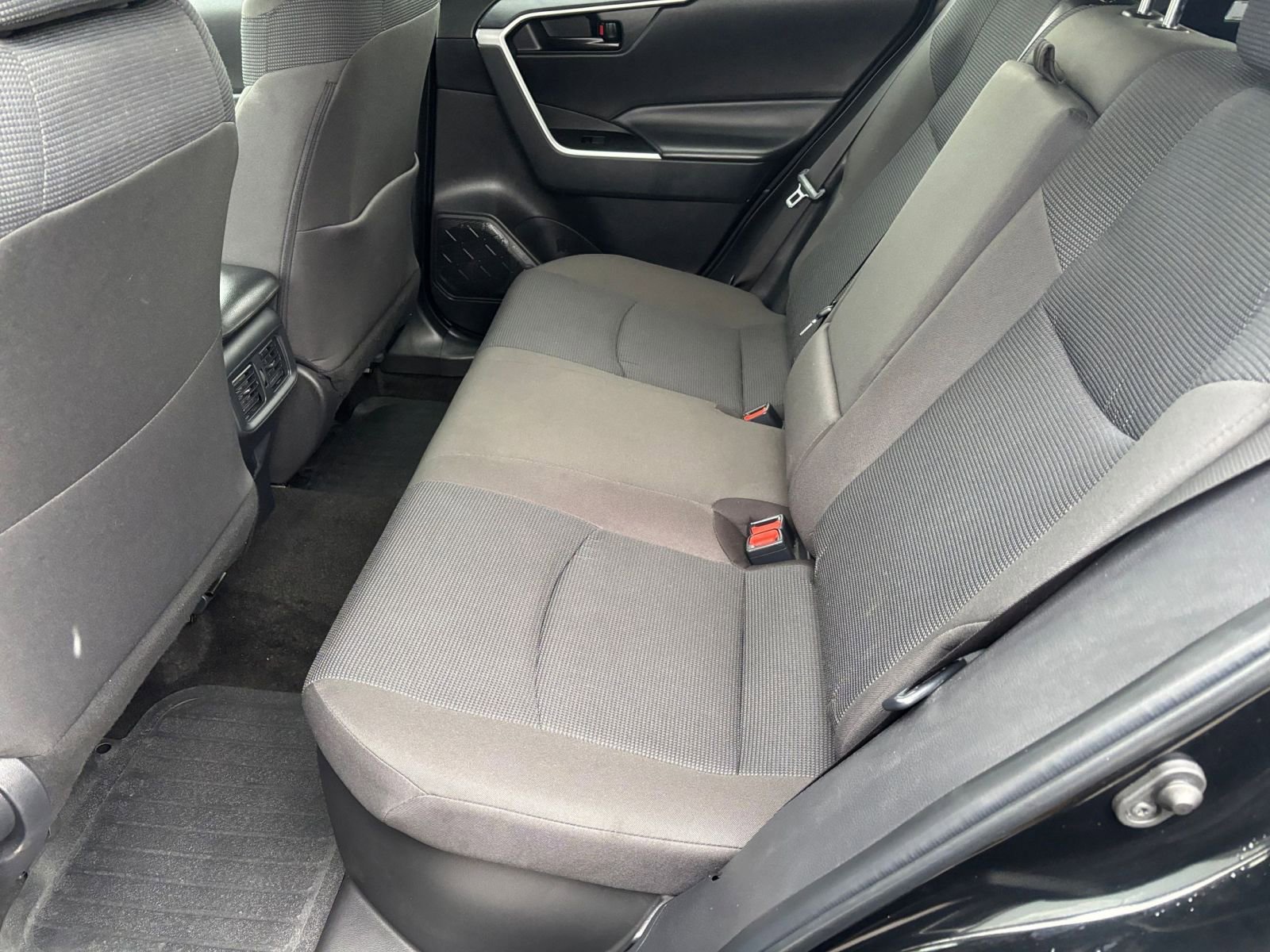 Thumbnail: 2025 Toyota RAV4 - 22