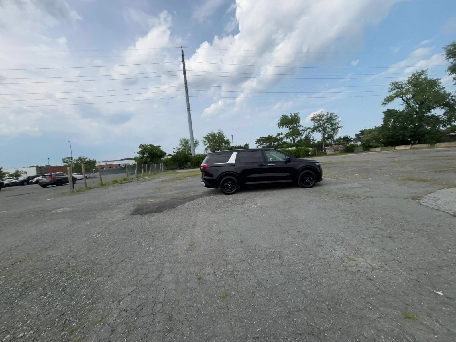 Thumbnail: 2026 Kia Carnival - 10