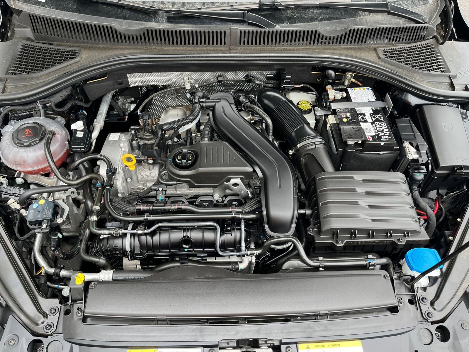 Thumbnail: 2025 Volkswagen Jetta - 28