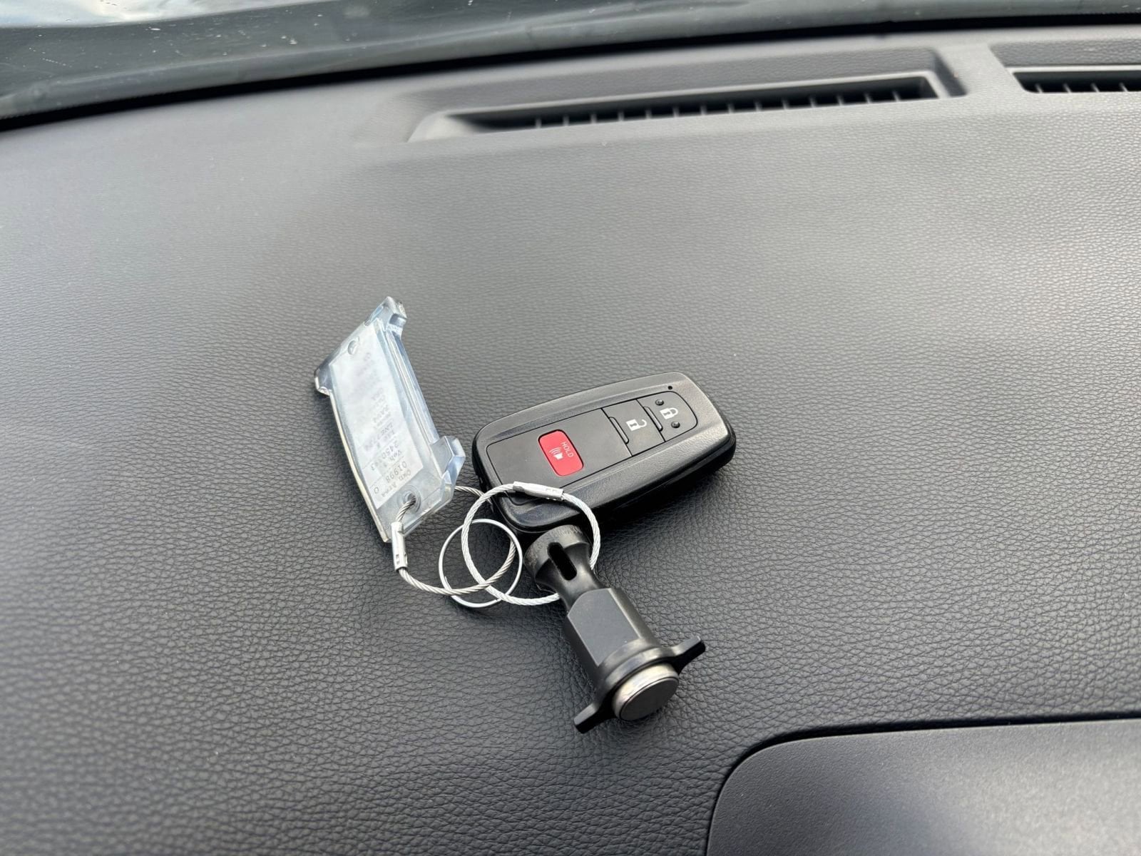 Thumbnail: 2025 Toyota RAV4 - 21