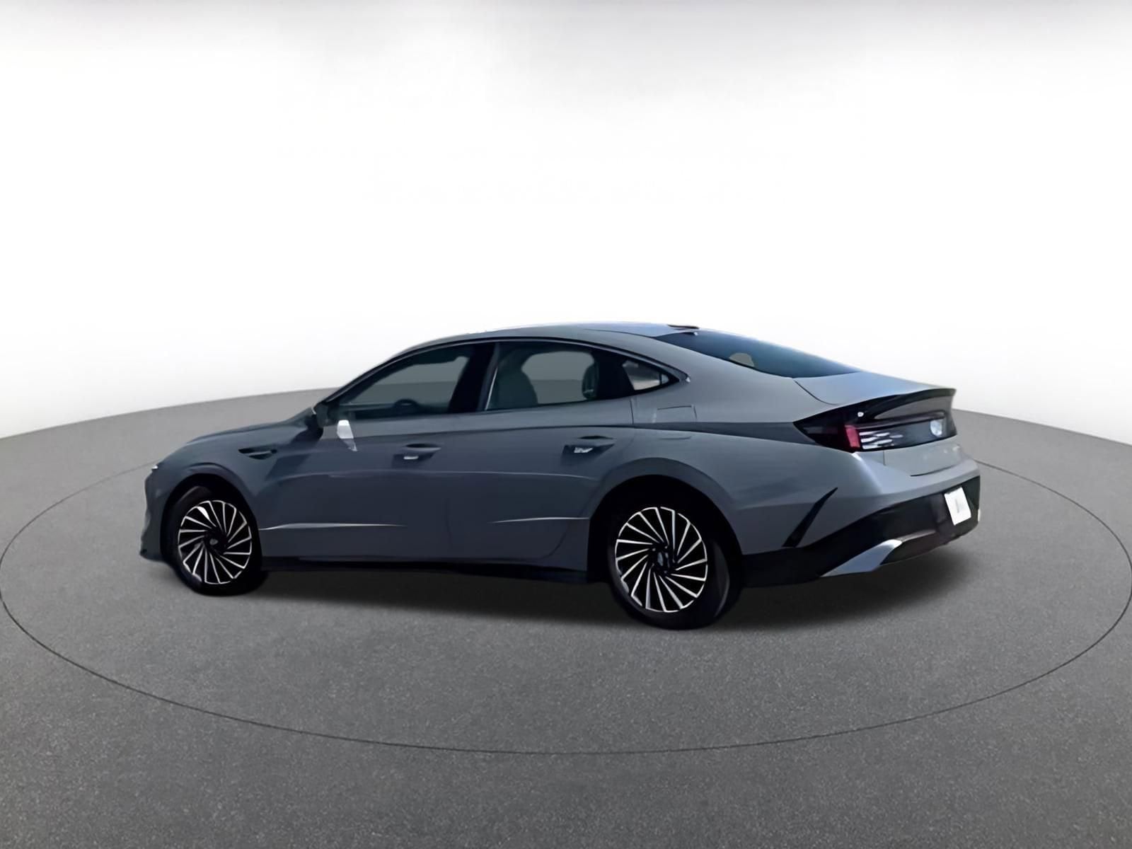 Thumbnail: 2025 Hyundai Sonata - 14