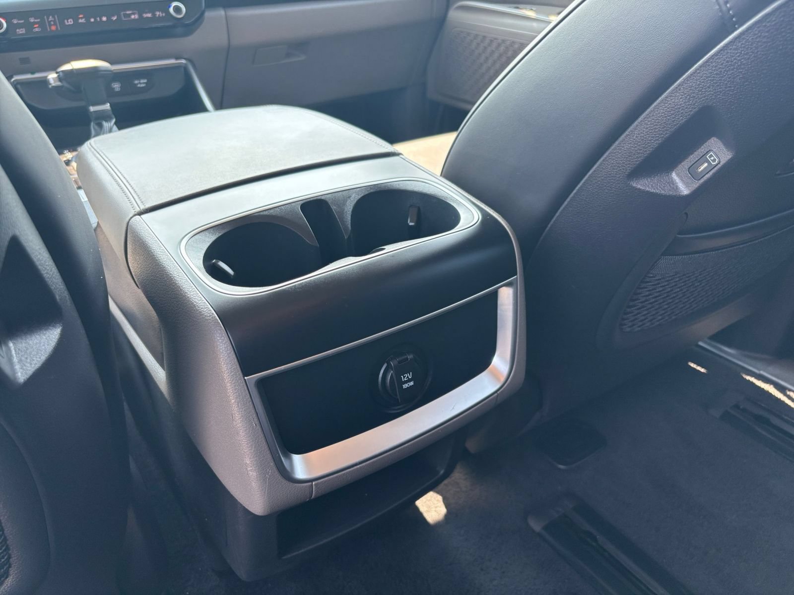 Thumbnail: 2026 Kia Carnival - 17