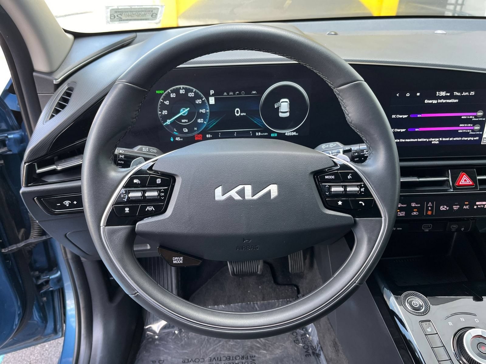 Thumbnail: 2024 Kia Niro - 35