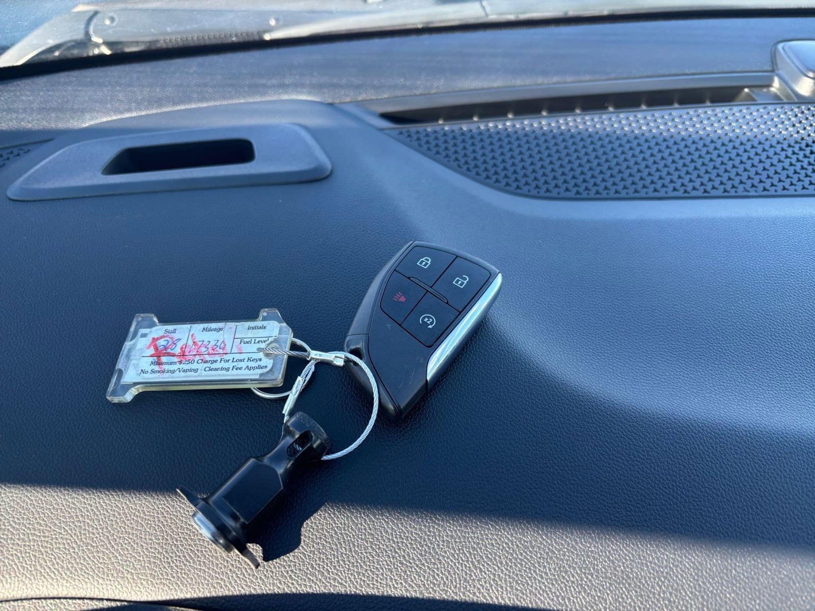 Thumbnail: 2025 Chevrolet Equinox - 21