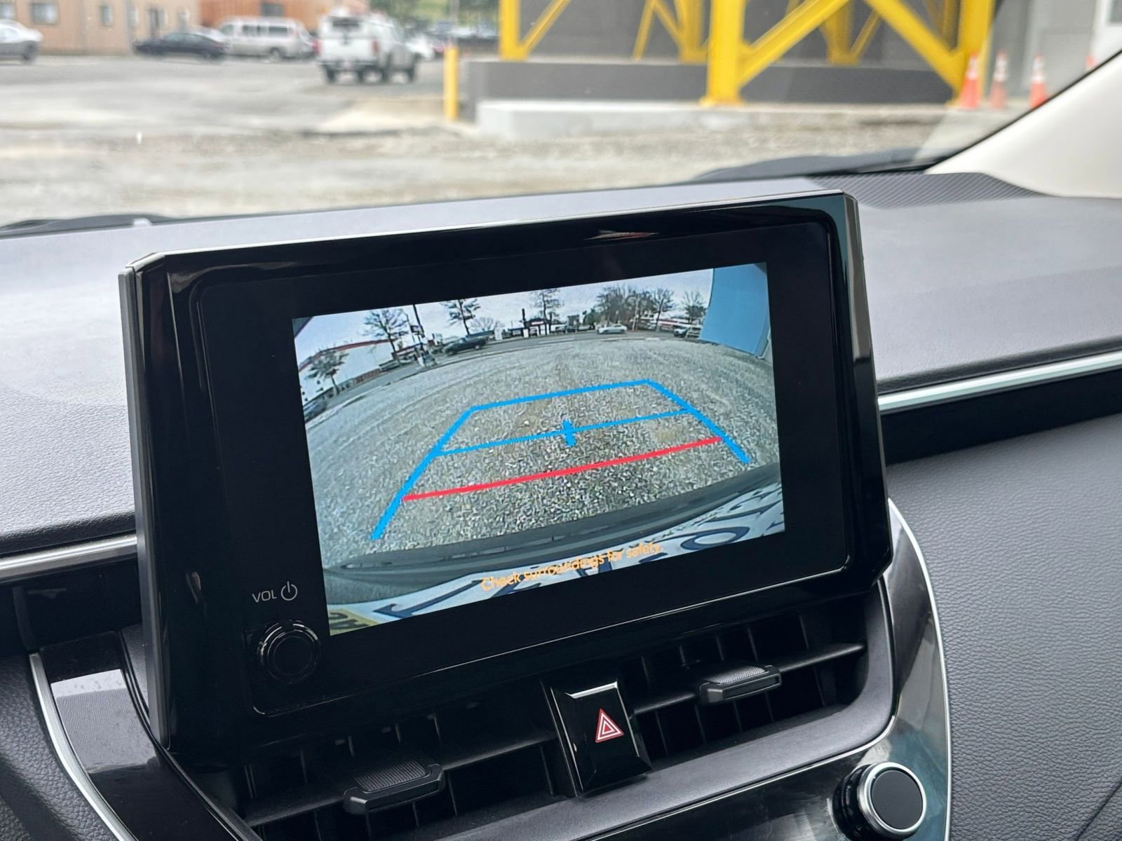 Thumbnail: 2025 Toyota Corolla - 17