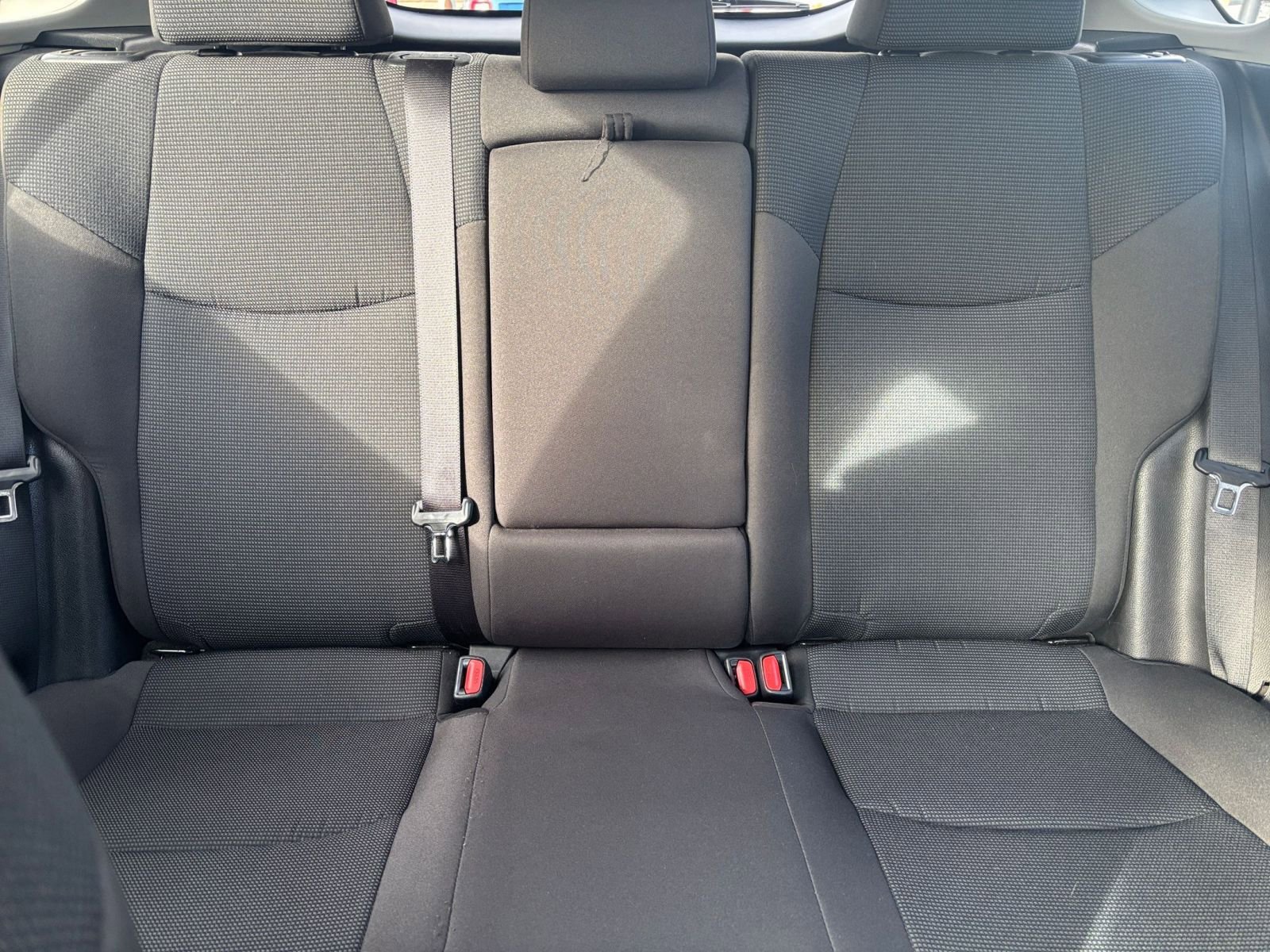 Thumbnail: 2025 Toyota RAV4 - 34