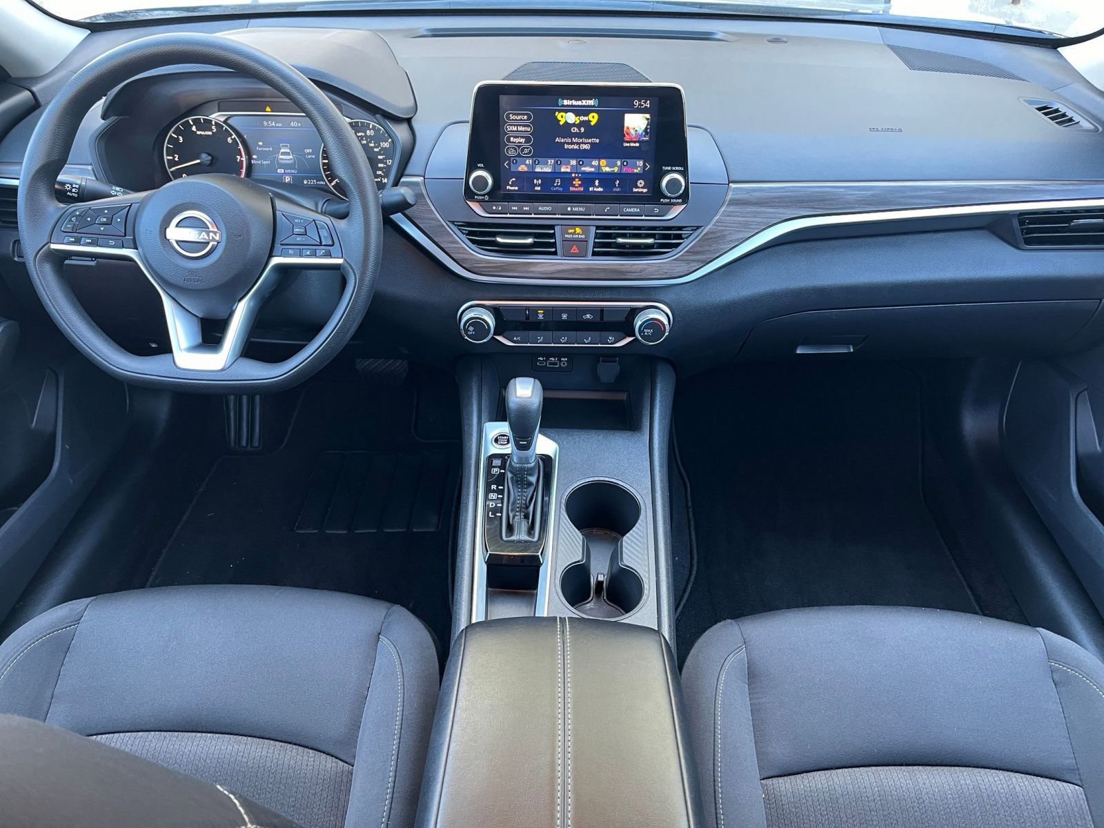 Thumbnail: 2025 Nissan Altima - 32