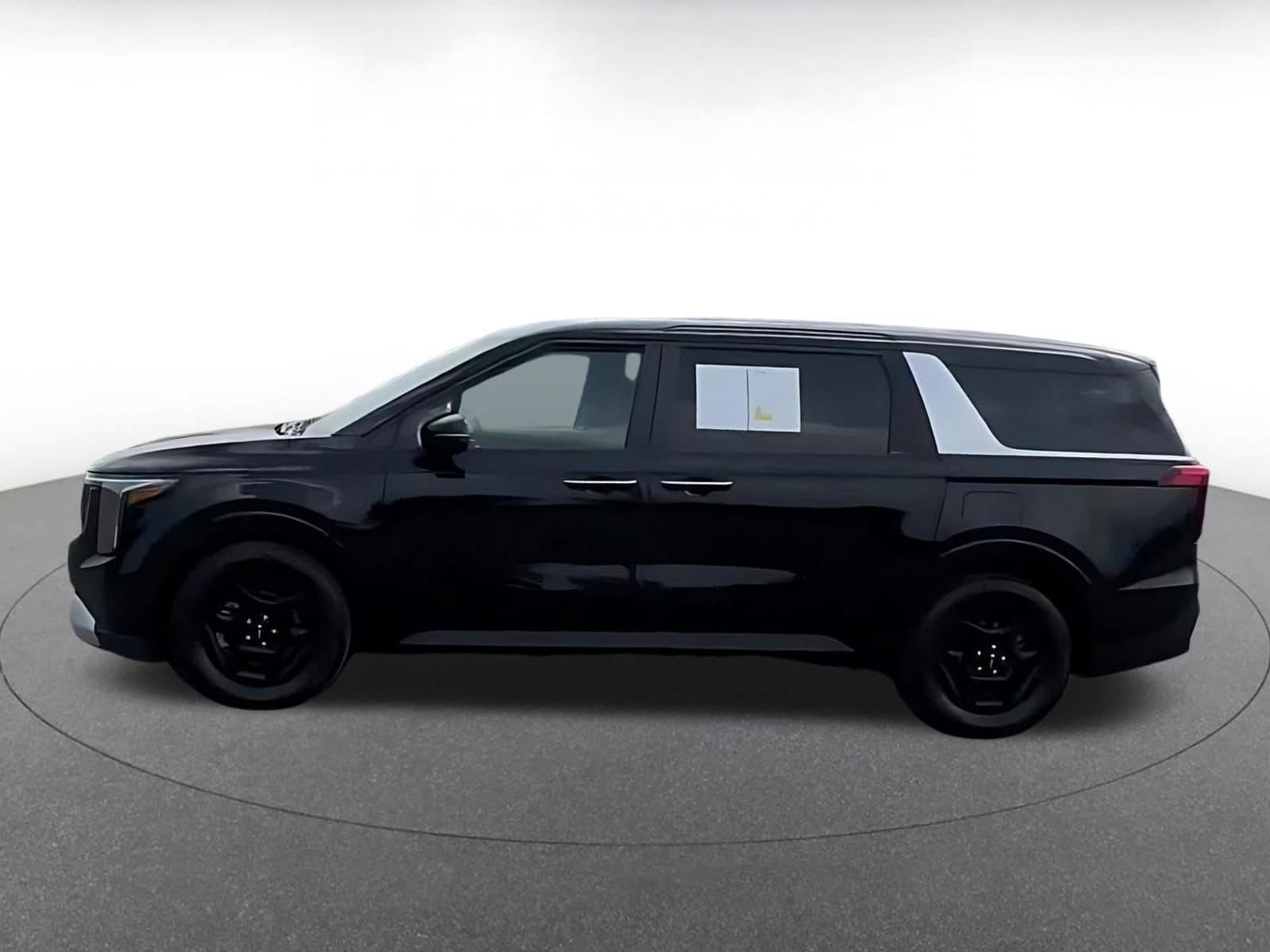 Thumbnail: 2026 Kia Carnival - 7