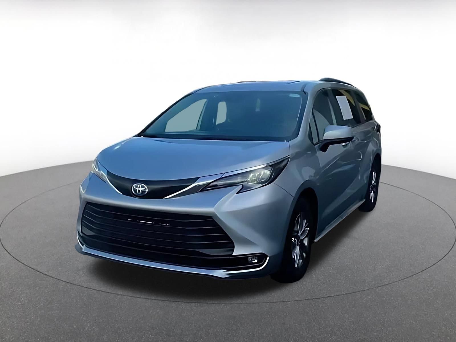 Thumbnail: 2025 Toyota Sienna - 7