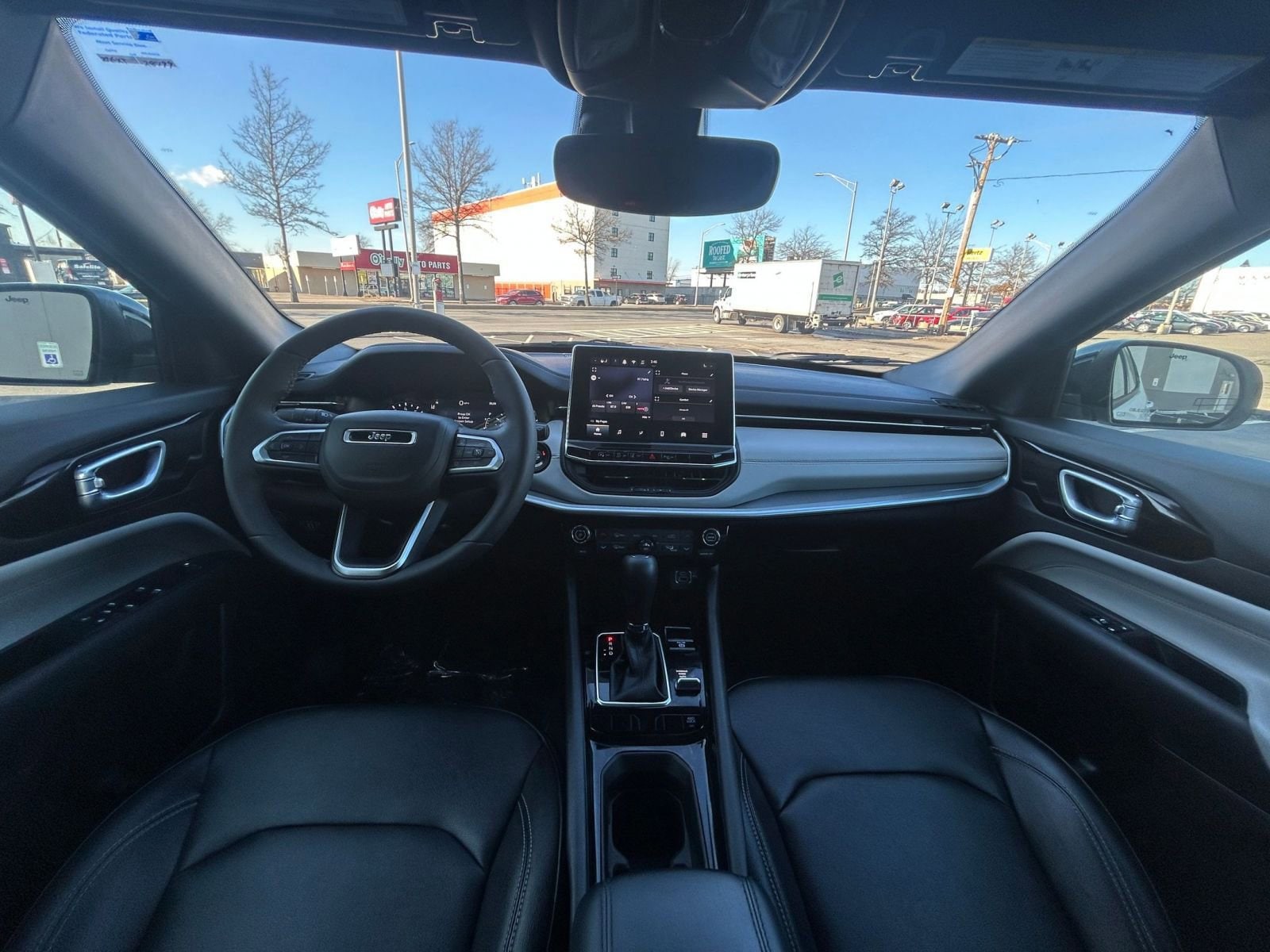 Thumbnail: 2025 Jeep Compass - 34