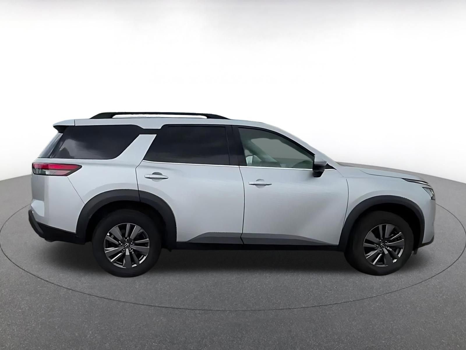 Thumbnail: 2025 Nissan Pathfinder - 15