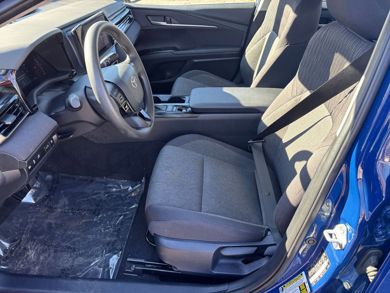 Thumbnail: 2025 Toyota Camry - 23