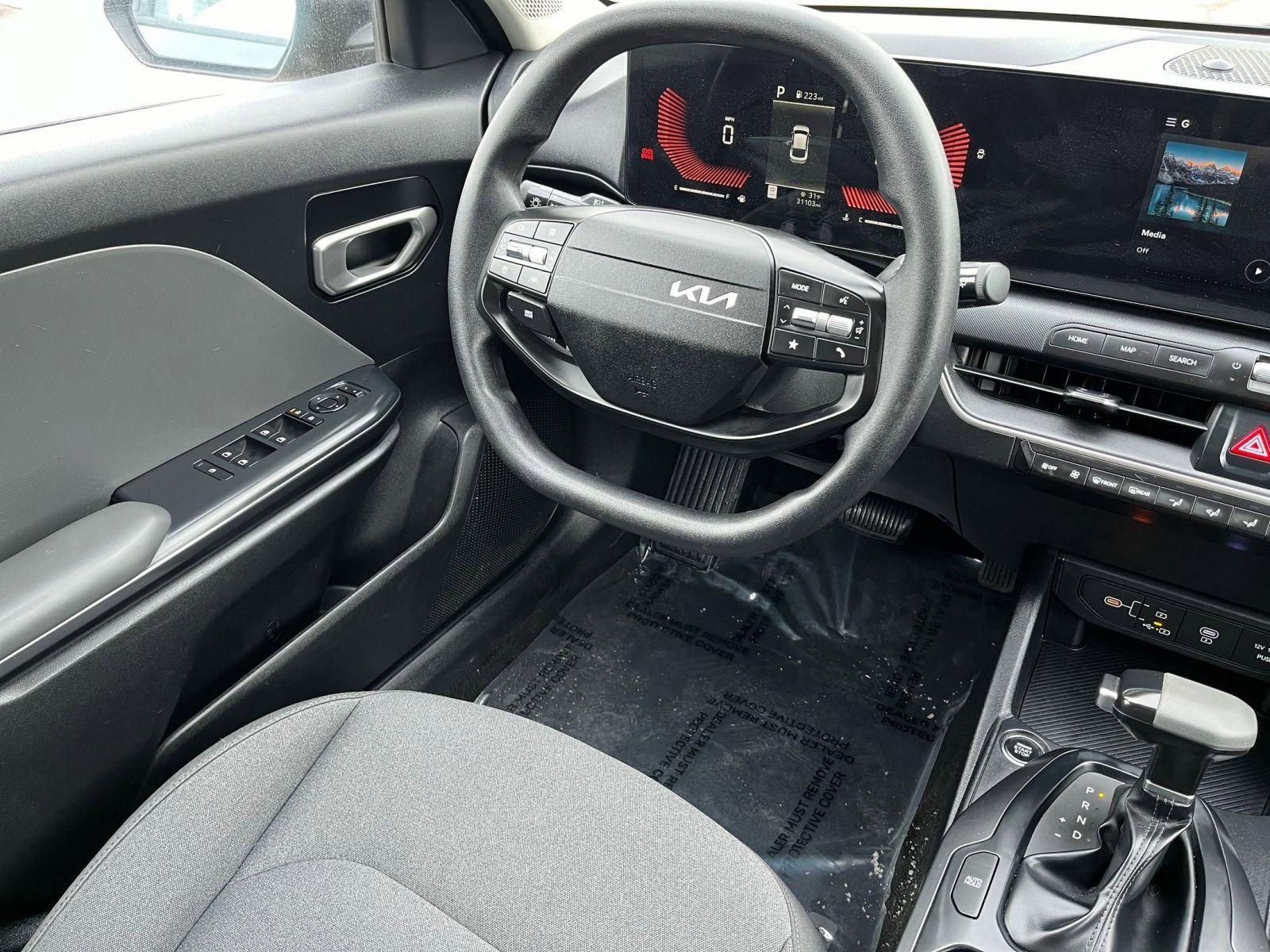 Thumbnail: 2025 Kia K4 - 31