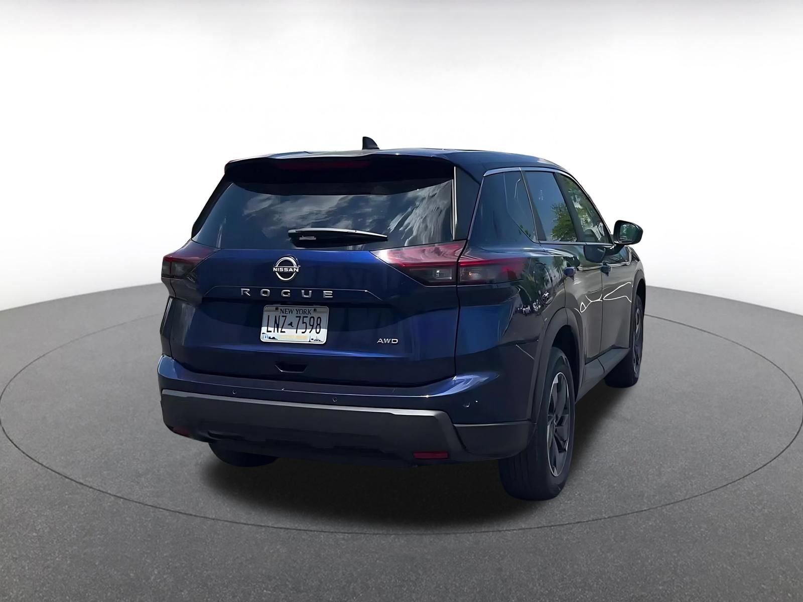 Thumbnail: 2025 Nissan Rogue - 14