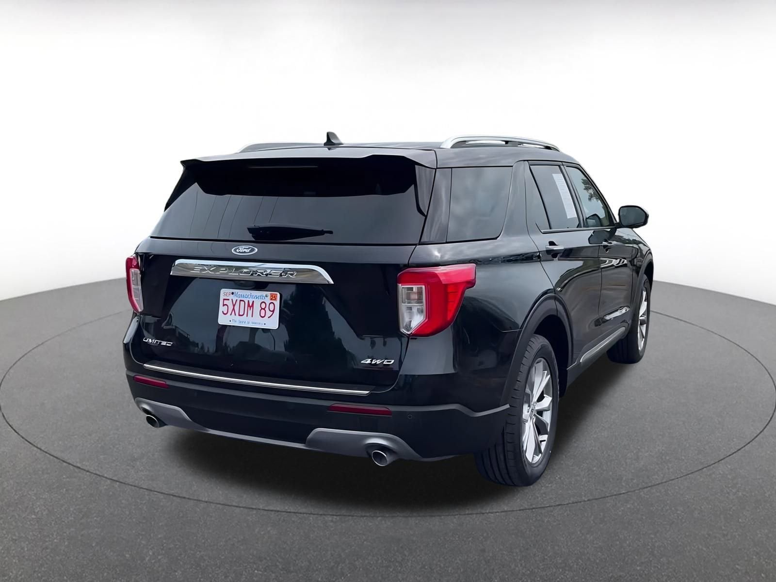 Thumbnail: 2024 Ford Explorer - 14