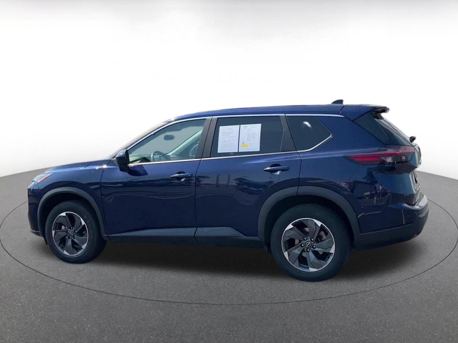 Thumbnail: 2025 Nissan Rogue - 10
