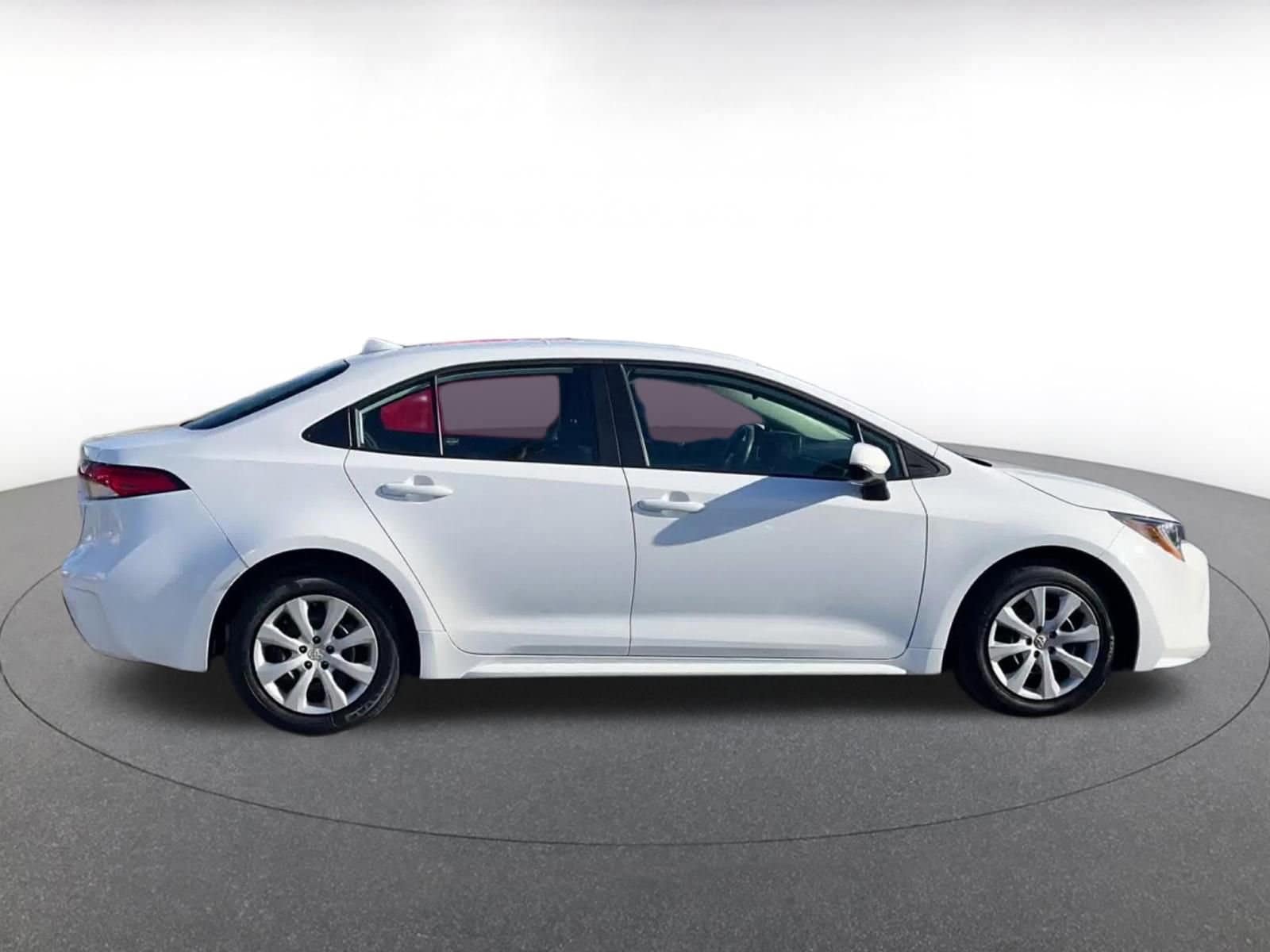 Thumbnail: 2024 Toyota Corolla - 16