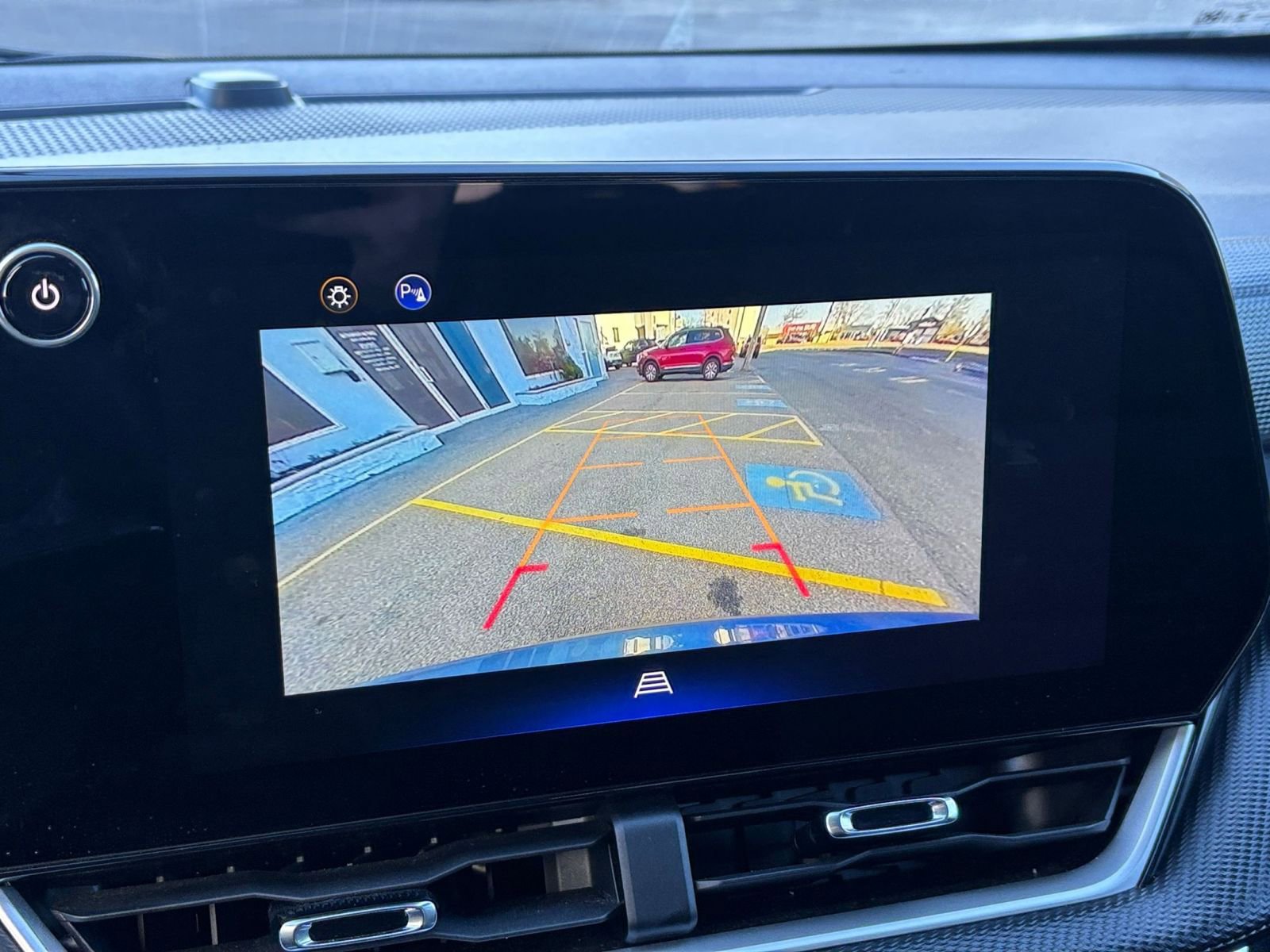 Thumbnail: 2025 Chevrolet Equinox - 17