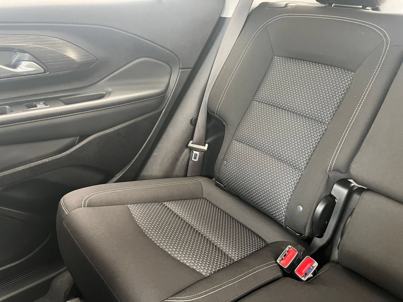 2024 GMC Terrain SLE - Photo 44