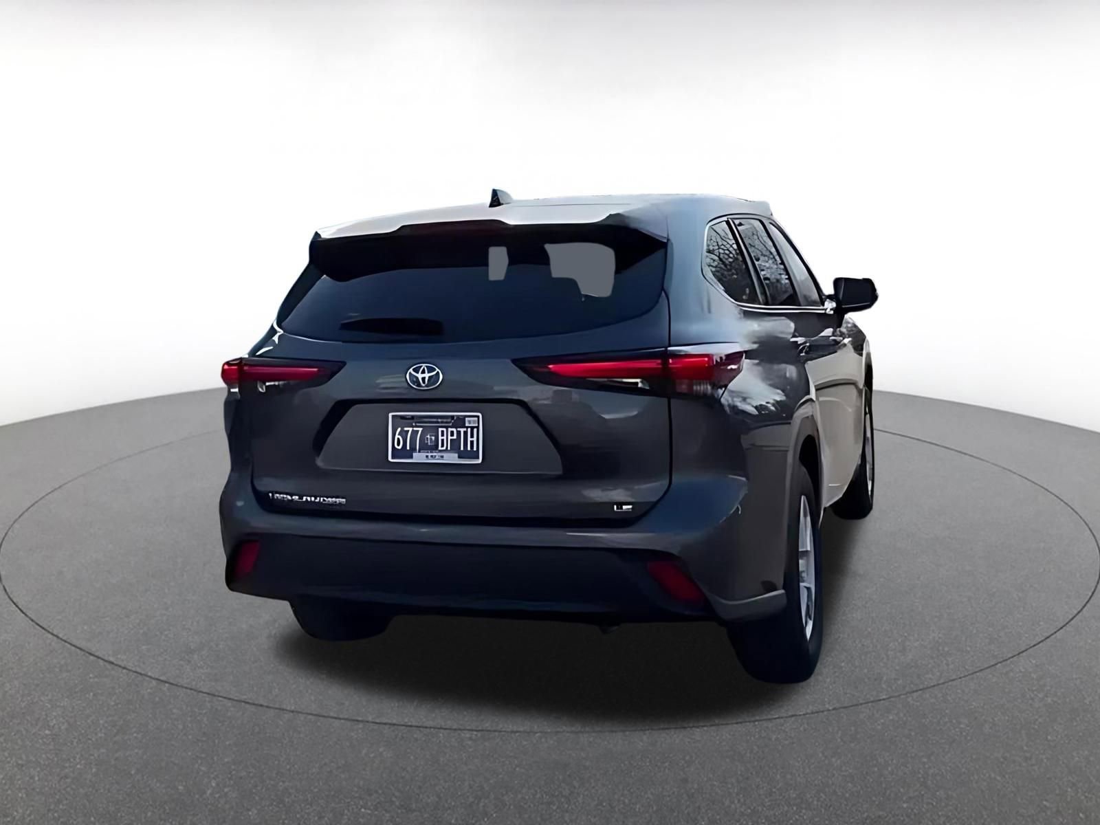 Thumbnail: 2025 Toyota Highlander - 14