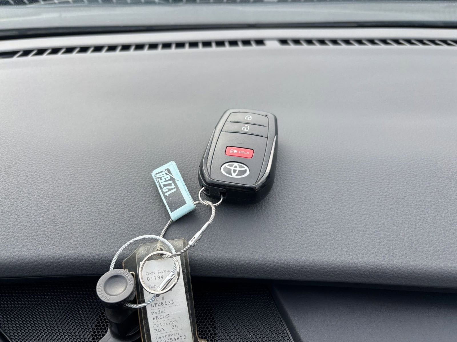 Thumbnail: 2025 Toyota Prius - 21