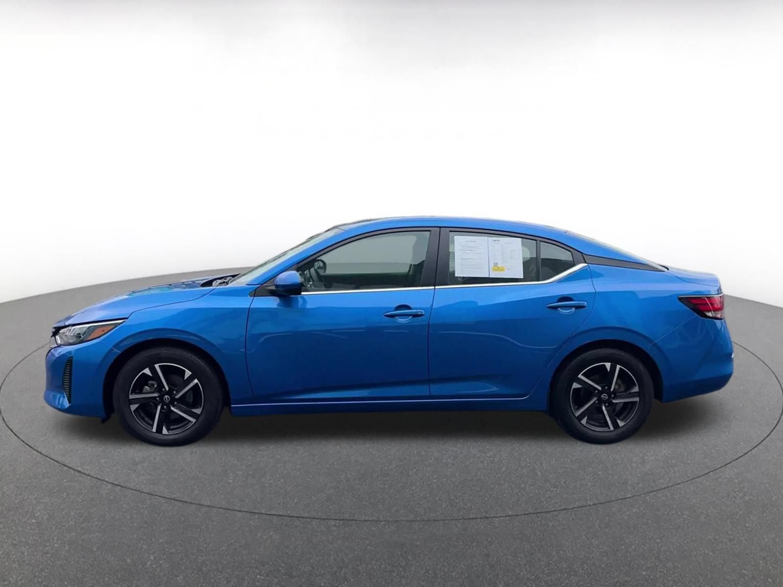 Thumbnail: 2025 Nissan Sentra - 8