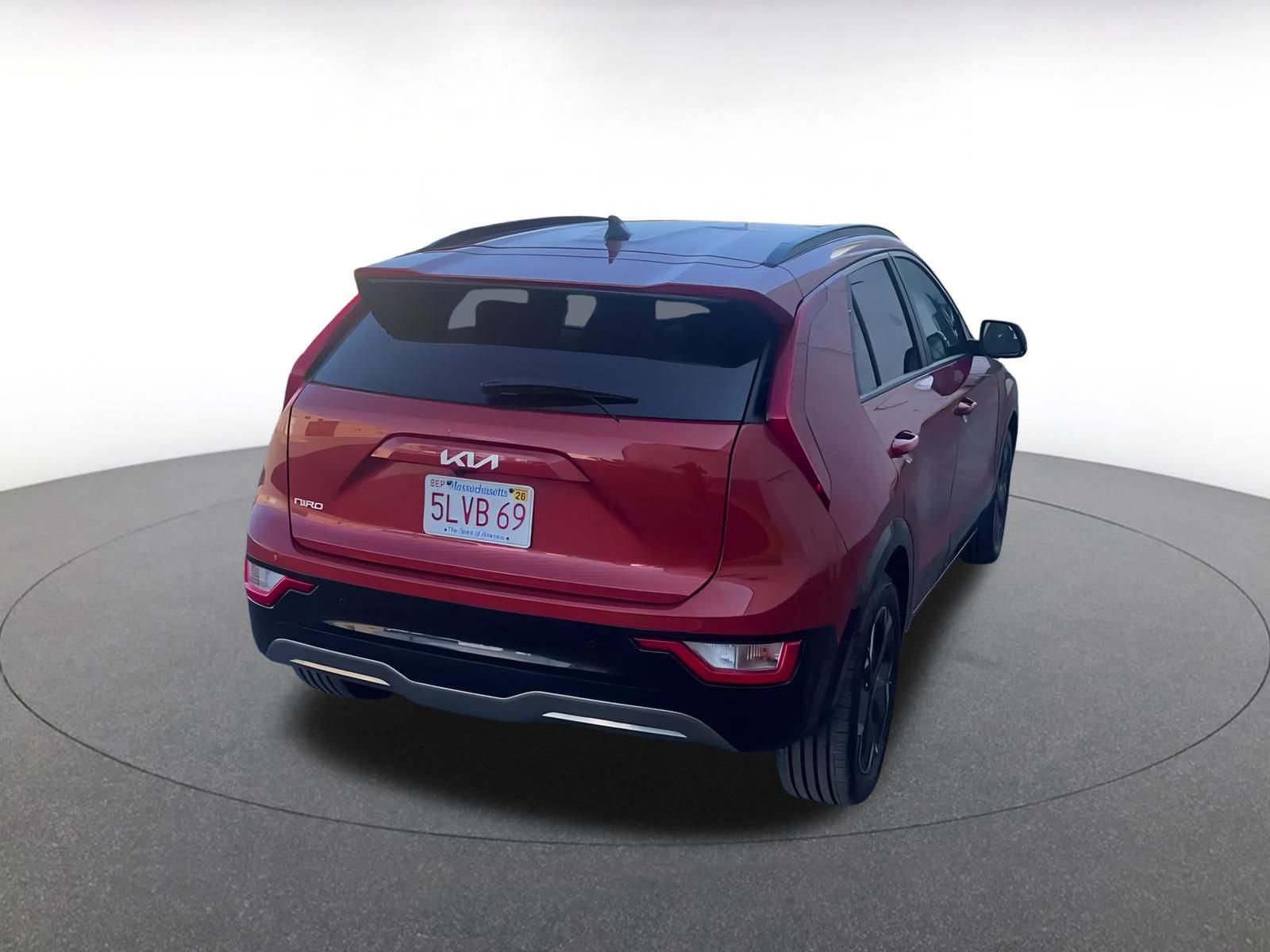 Thumbnail: 2023 Kia Niro - 14