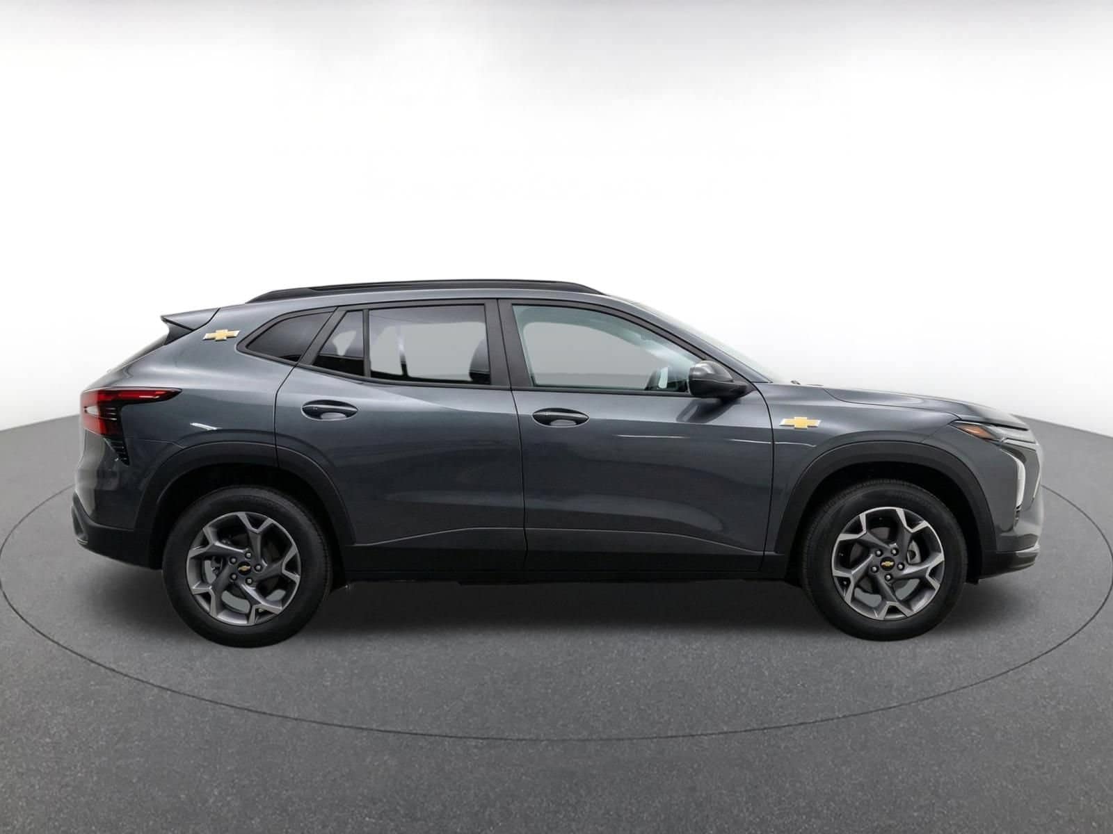 Thumbnail: 2025 Chevrolet Trax - 14