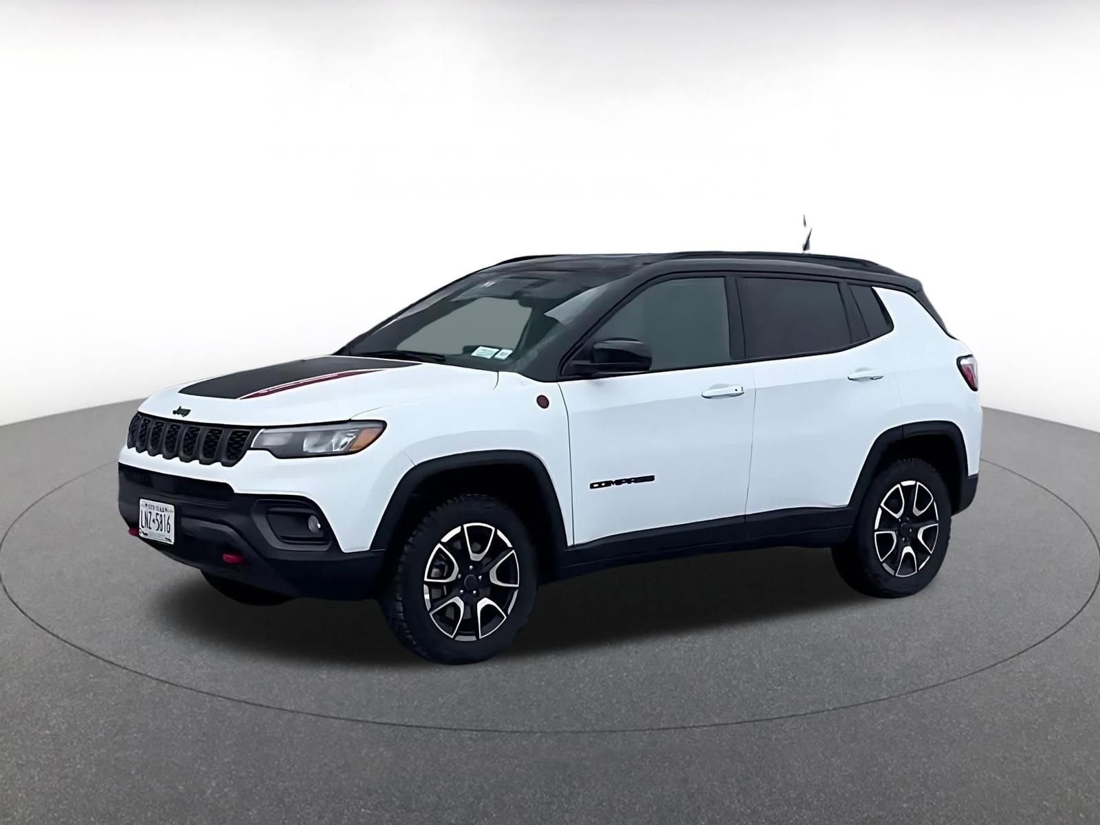 Thumbnail: 2025 Jeep Compass - 4