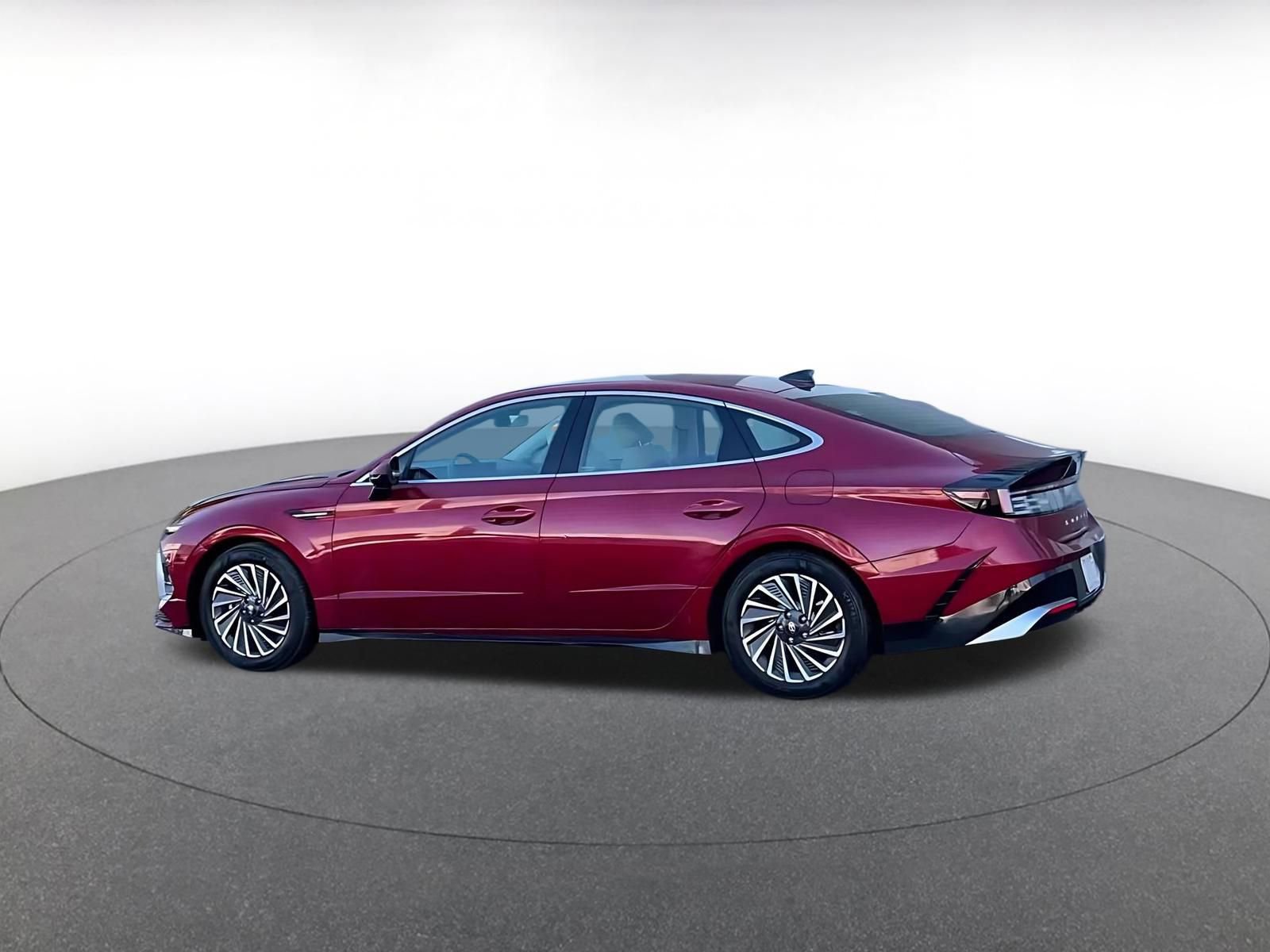 Thumbnail: 2025 Hyundai Sonata - 3