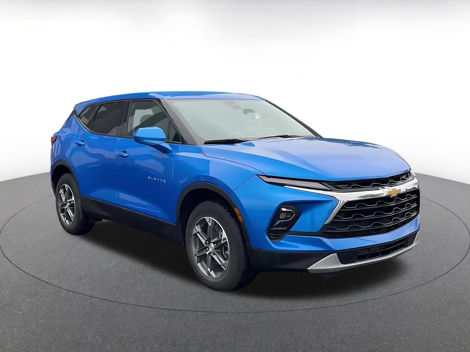 Thumbnail: 2025 Chevrolet Blazer - 3