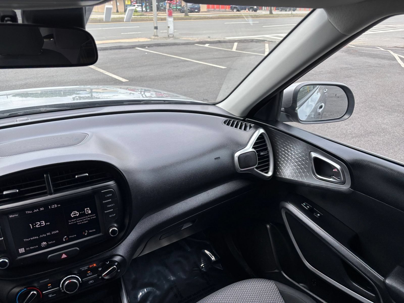 Thumbnail: 2025 Kia Soul - 30